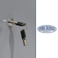 Abschließbarer Hochschrank TWWS23 Schloss mit Schlüssel Detail